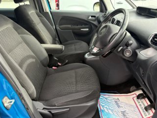 /photos/1447/0389e081-a2ee-fd18-0406-d77c45712a6c_i320x240.jpg
