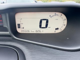 /photos/1447/3db4c799-0c3e-6531-8445-1138588e8f4a_i320x240.jpg