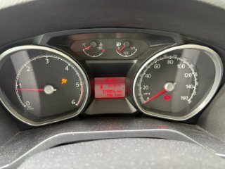 /photos/1447/b7c2d828-8210-5d6e-eda6-10bd0f2d2fc0_i320x240.jpg