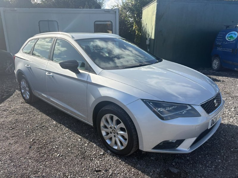 Silver 2014 SEAT Leon 1.6 TDI CR SE Sport Tourer 5dr Diesel Manual Euro 5 s/s 105 ps in Weston-Super-Mare